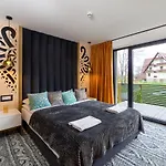 Goralski 2 Lägenhetshotell 4*