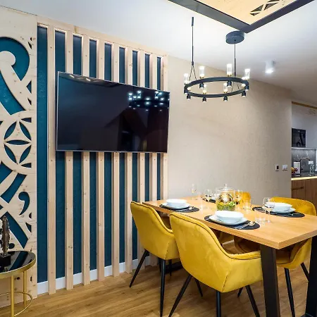 アパートホテル Goralski 2 4*